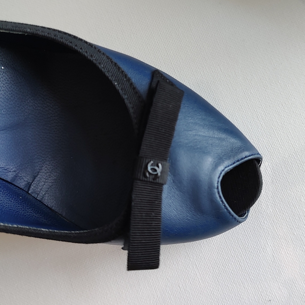 CHANEL heels - Picture 8 of 10